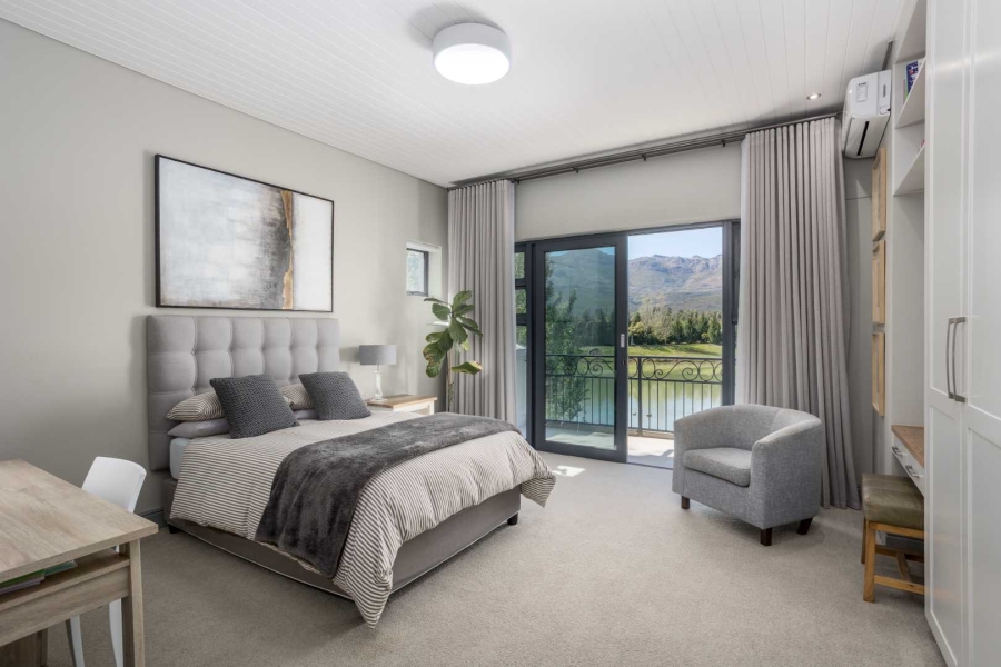 4 Bedroom Property for Sale in Val De Vie Estate Western Cape